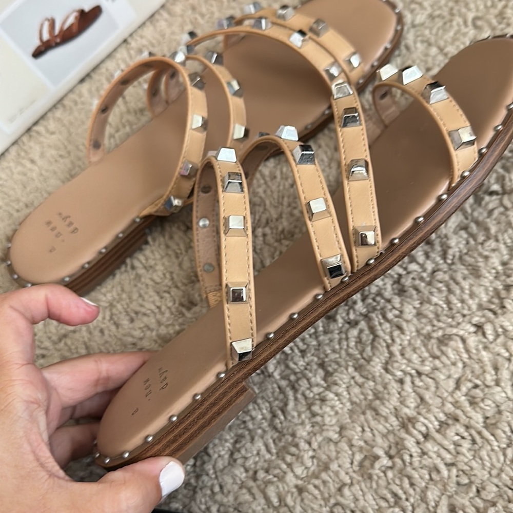 Studded sandals - Picture 2 of 5